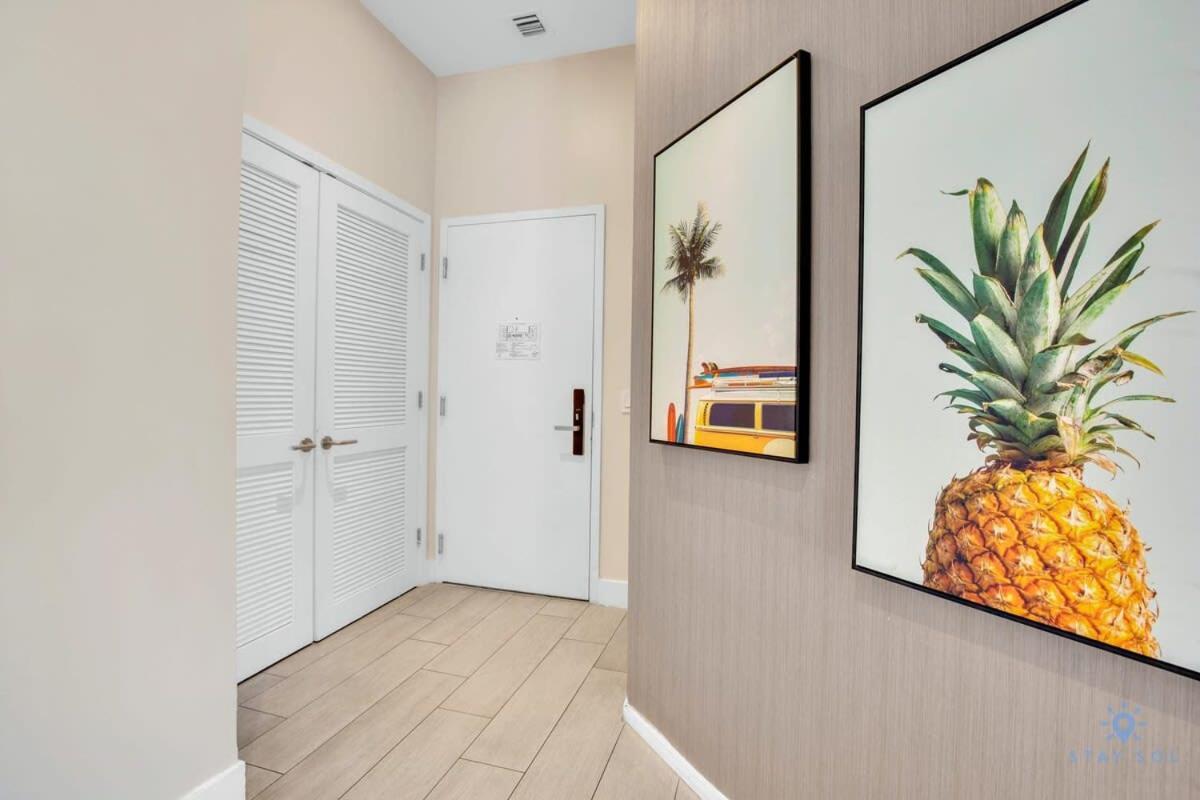 Luxury Amenities, Infinity Pool, Gym, Hot Tub Appartement Hollywood Buitenkant foto